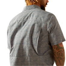 Load image into Gallery viewer, Ariat Fitted Ventek Outbound Button Up Men's Shirt