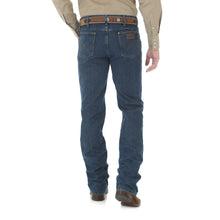 Load image into Gallery viewer, Wrangler Slim Fit Cowboy Cut Men's Jean