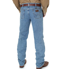 Load image into Gallery viewer, Wrangler Advanced Comfort Cowboy Cut Men's Jean