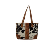 Load image into Gallery viewer, Myra Del Rio Hand-Tooled Bag

