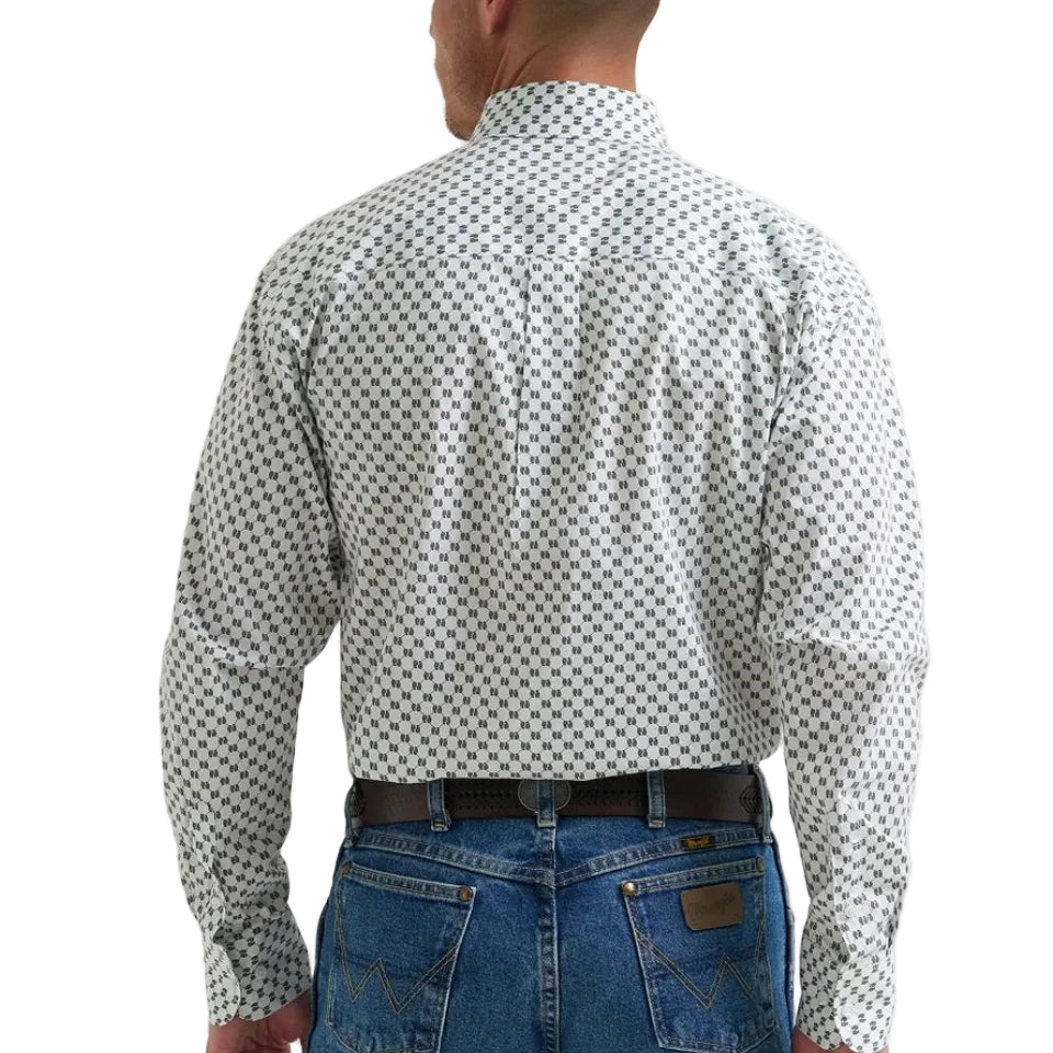 Wrangler George Strait Men's Performance Button Down Shirt