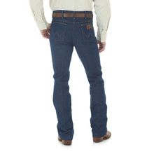 Load image into Gallery viewer, Wrangler Slim Fit Boot Cut Men&#39;s Jean
