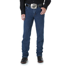Load image into Gallery viewer, Wrangler Advanced Comfort Cowboy Cut Men&#39;s Jean
