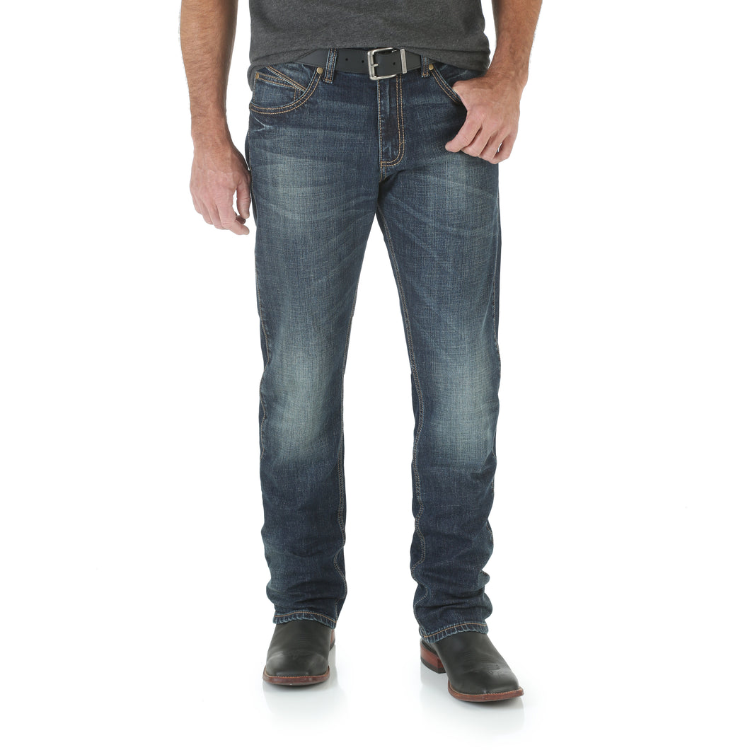 Wrangler Retro Slim Fit Straight Cut Men's Jean